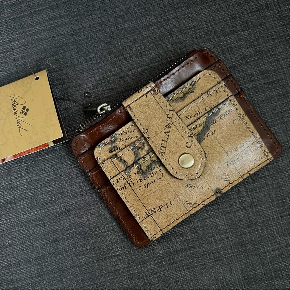 NWT PATRICIA NASH CASSIS ID CARDHOLDER MINI WALLET